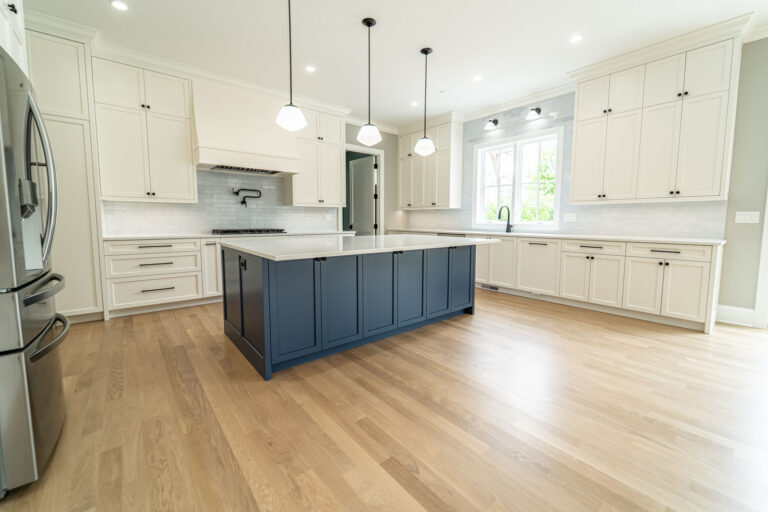 2380 S De cook kitchen area